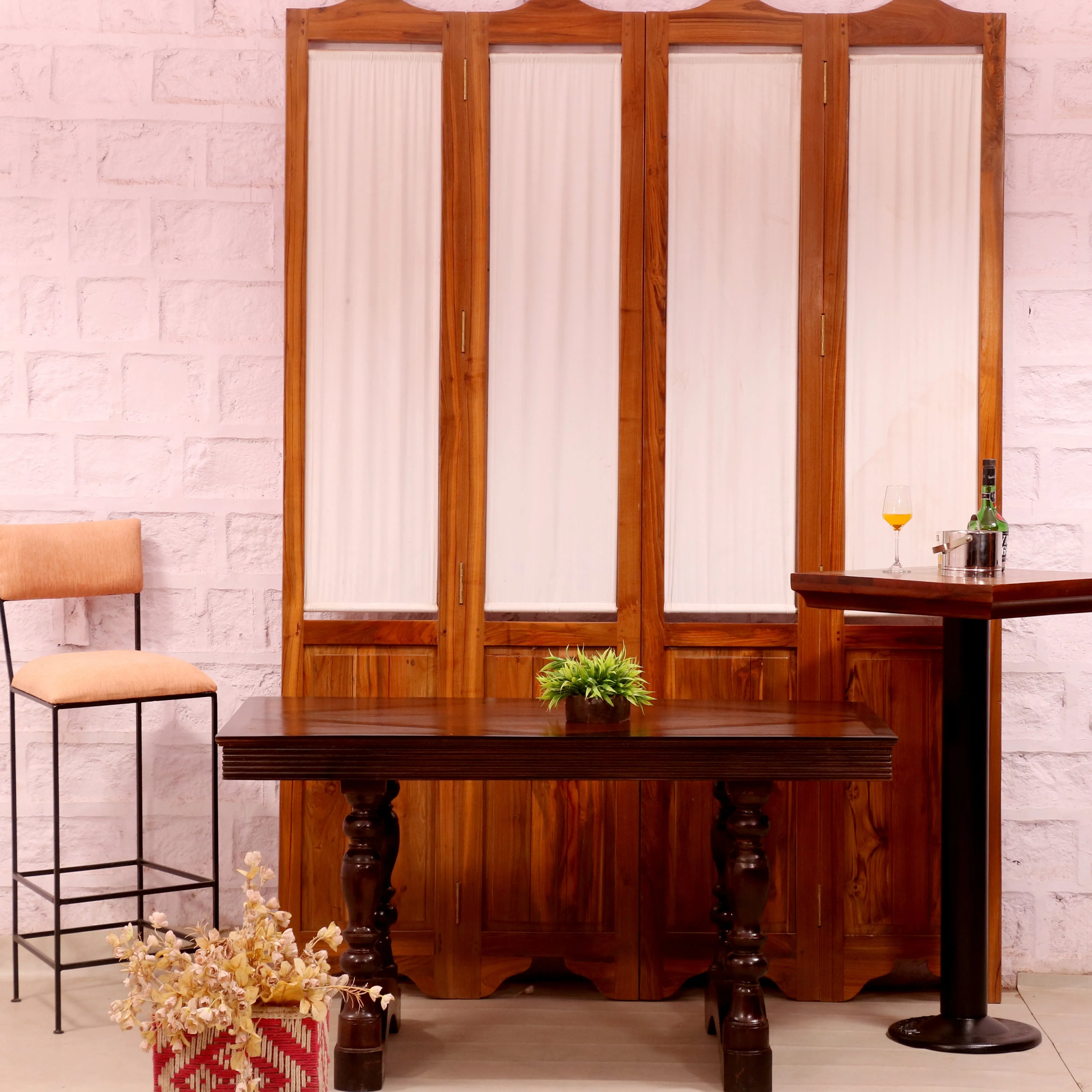 Carved Legs Vintage dinning Table