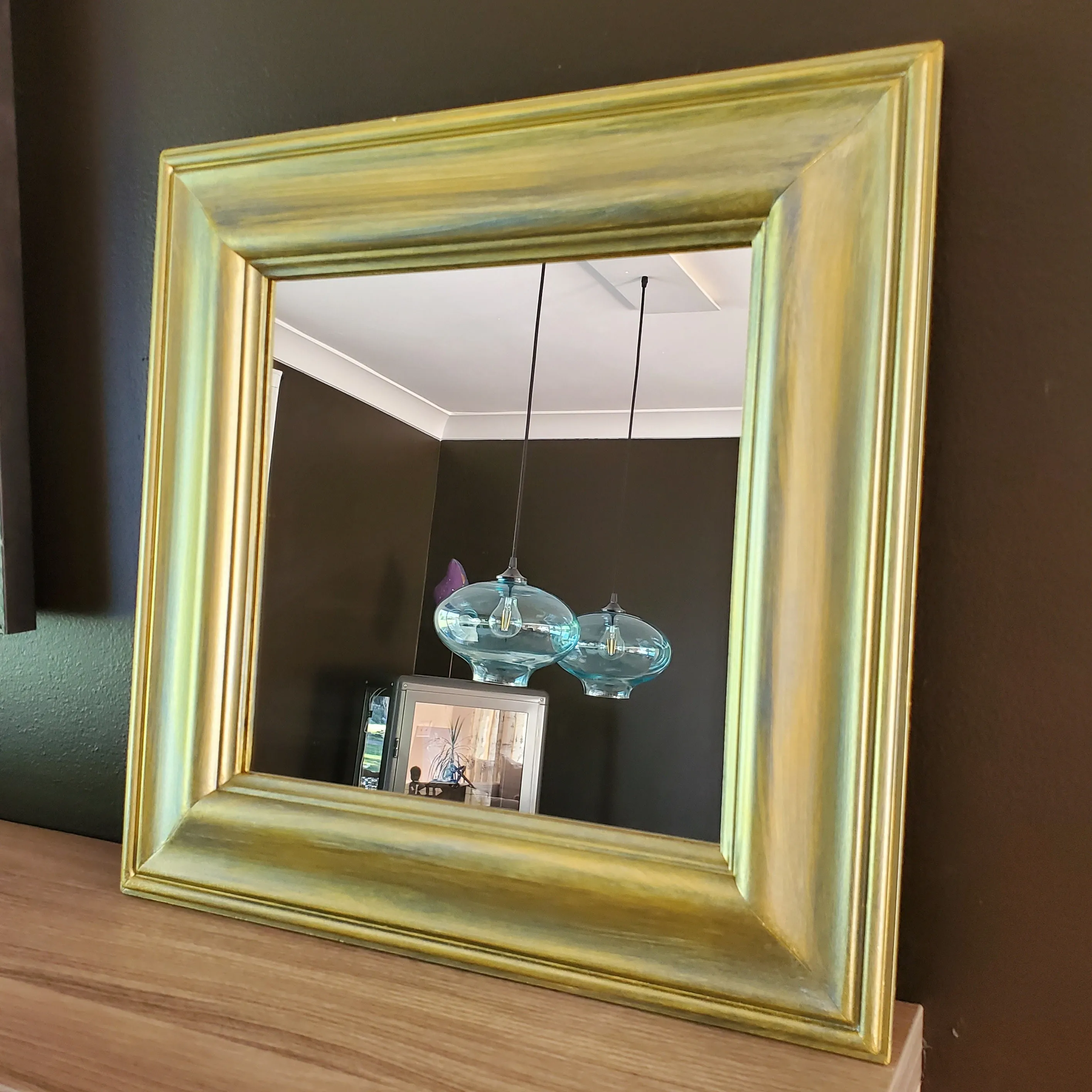 Chic Mirrors