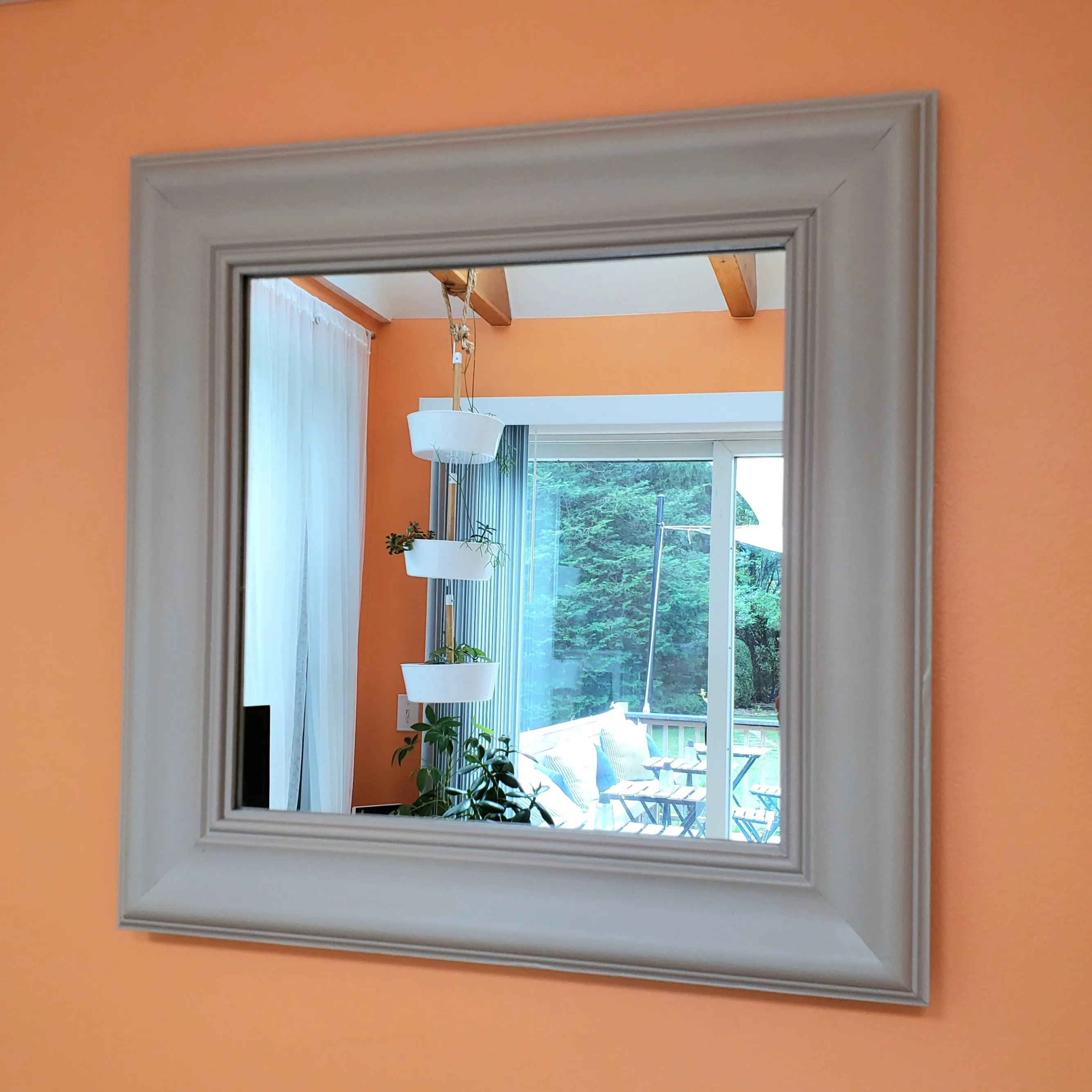 Chic Mirrors