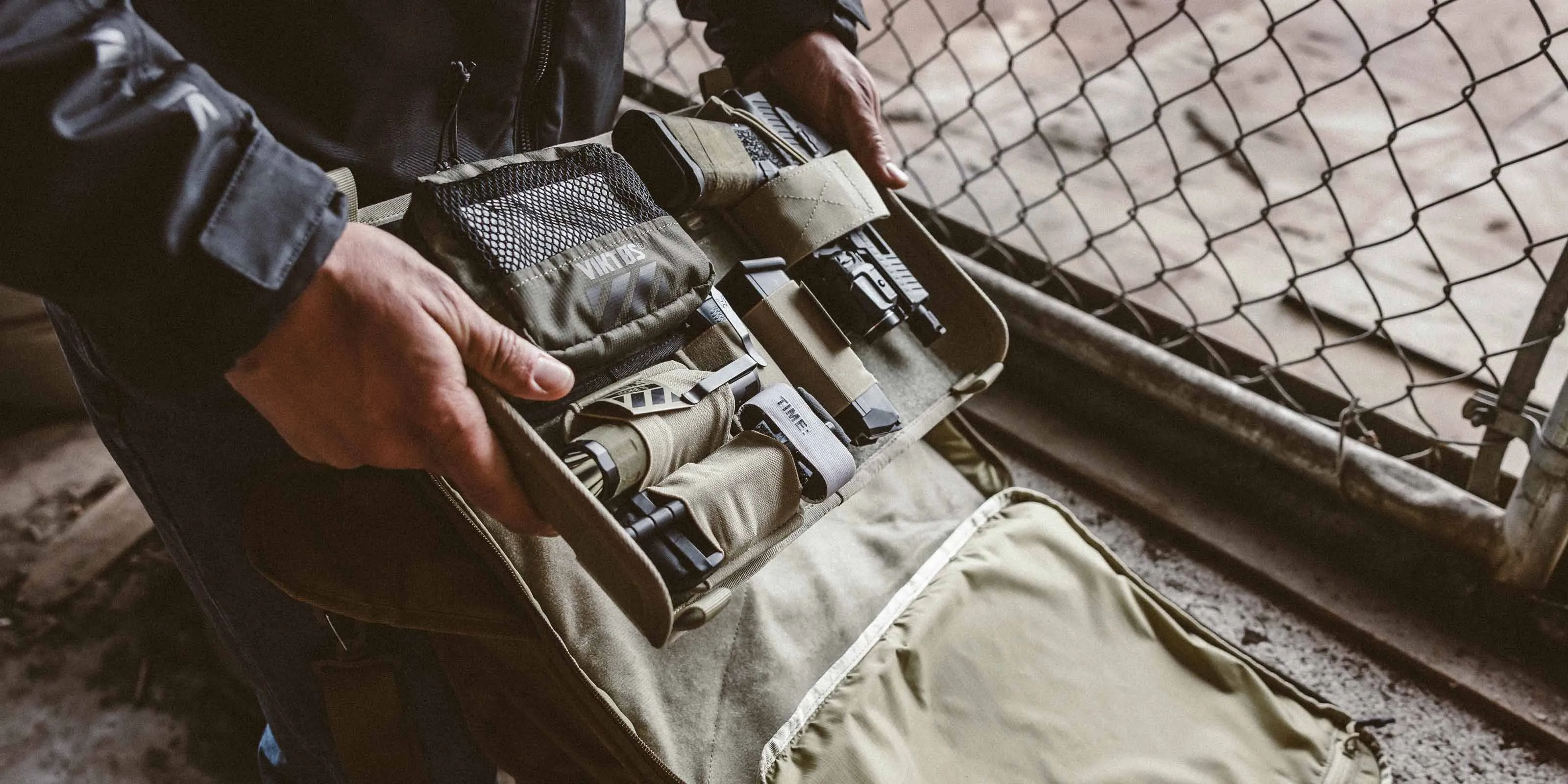 Counteract CCW Messenger Bag