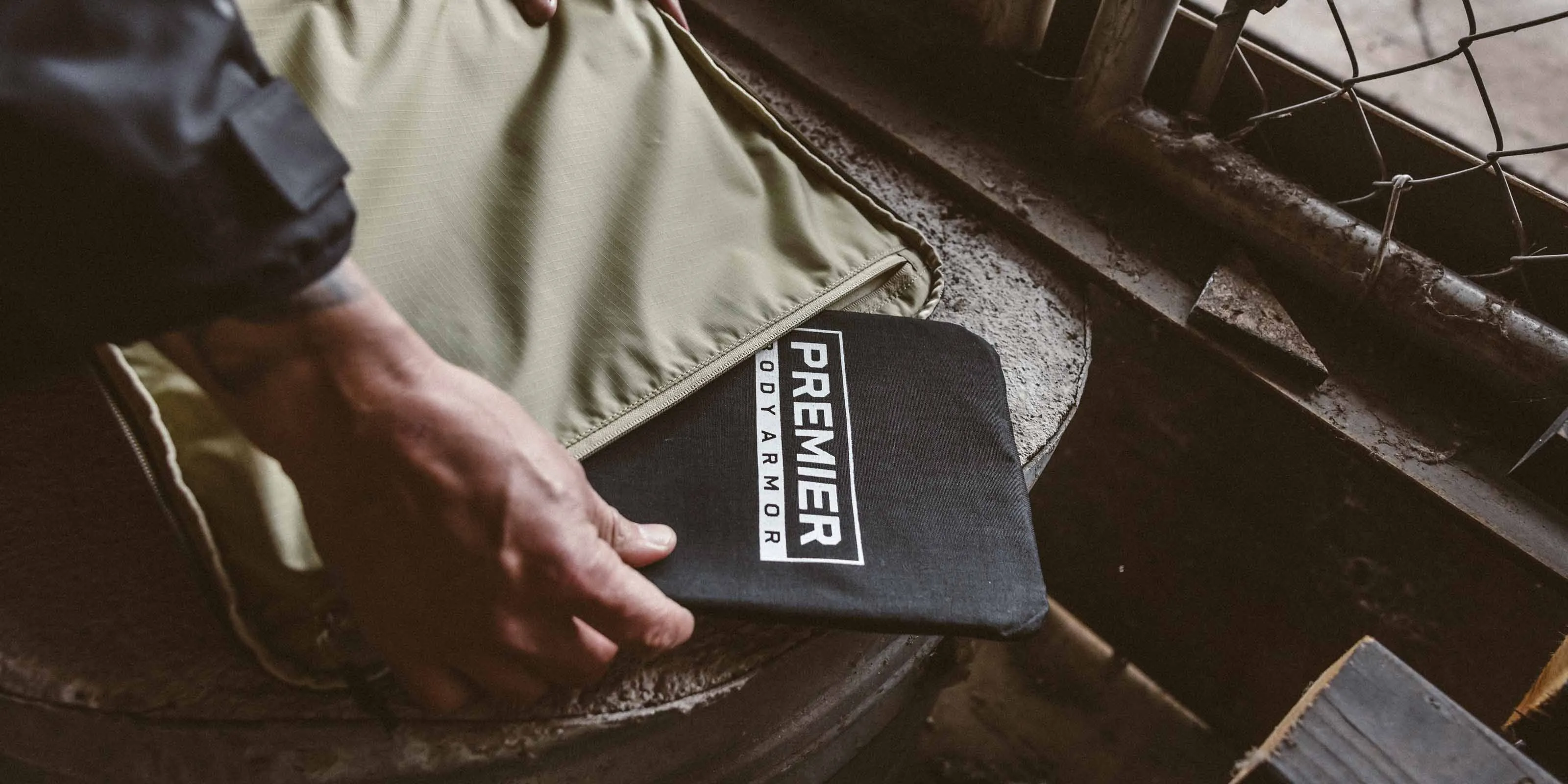 Counteract CCW Messenger Bag
