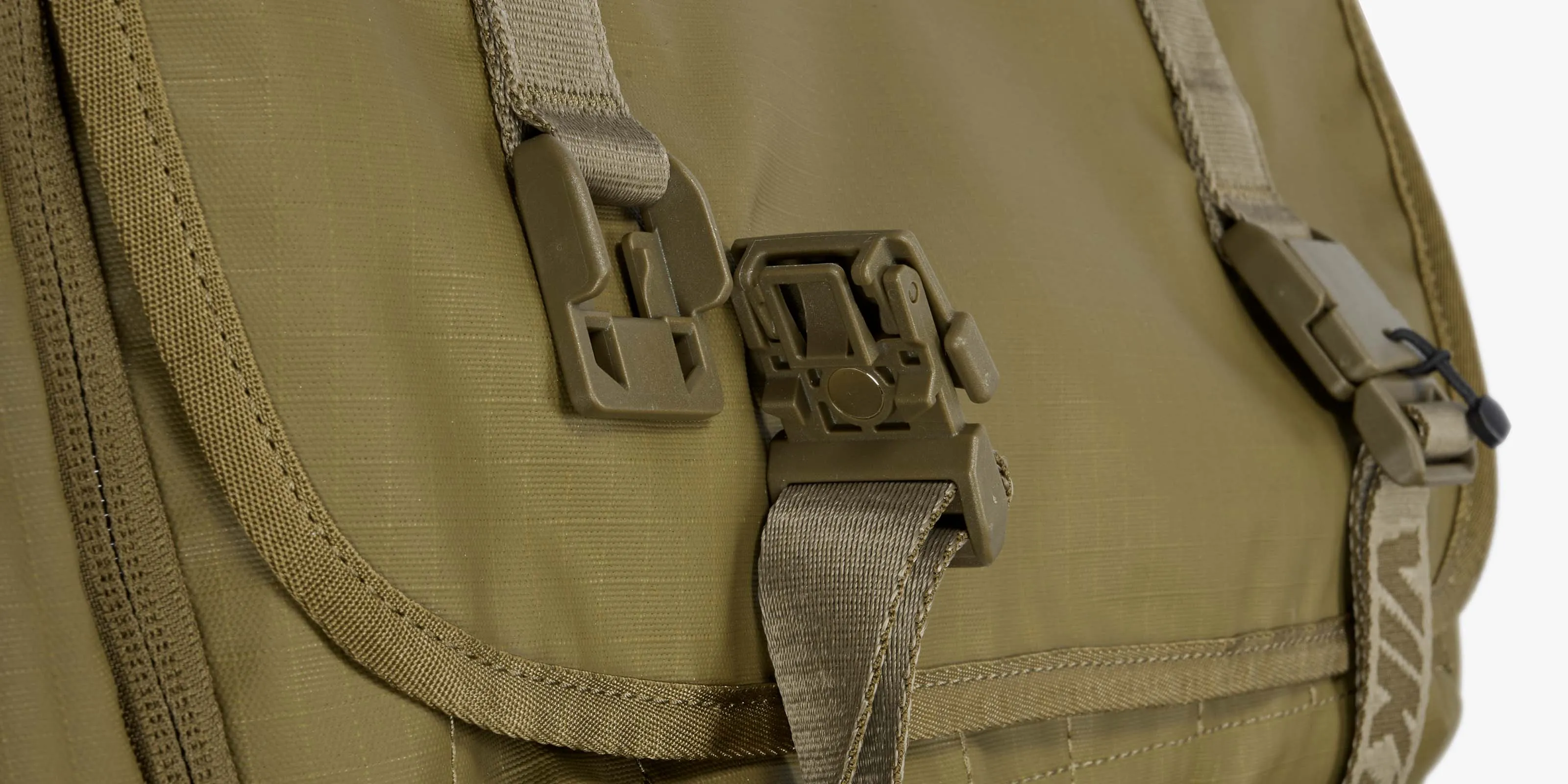 Counteract CCW Messenger Bag