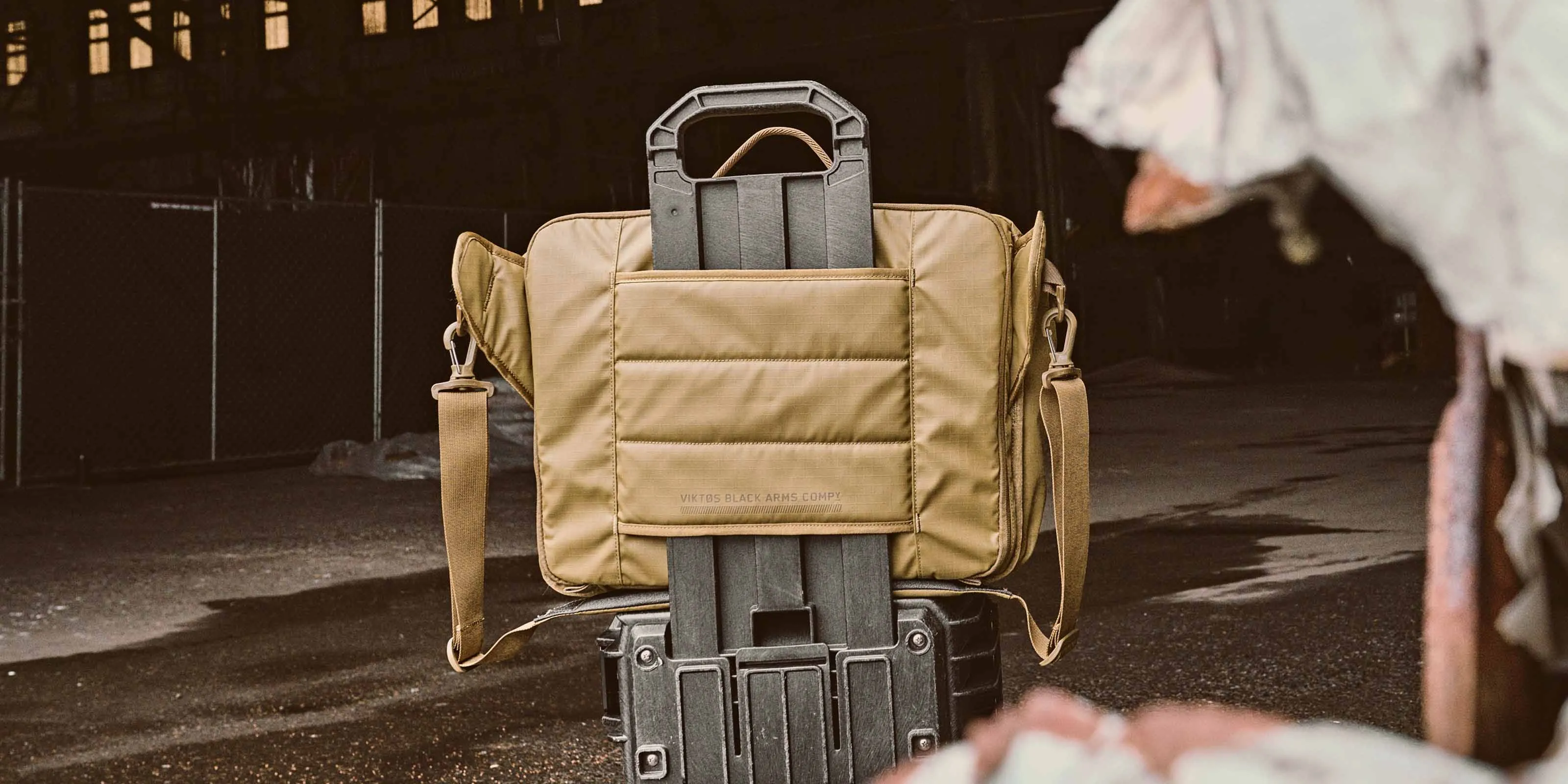 Counteract CCW Messenger Bag