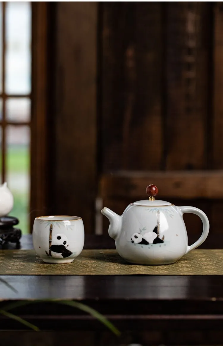 Gohobi Hand-painted Panda Teapot