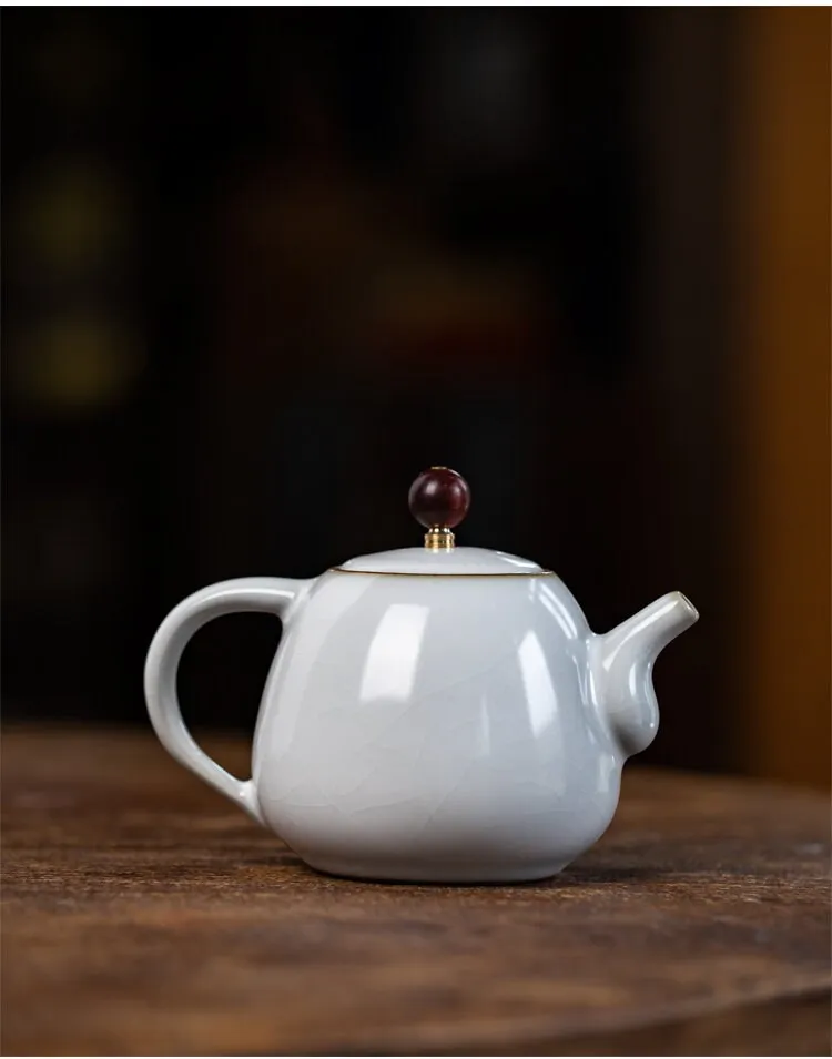 Gohobi Hand-painted Panda Teapot