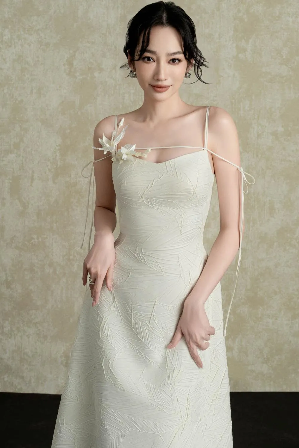 Minsi Floral Brooch
