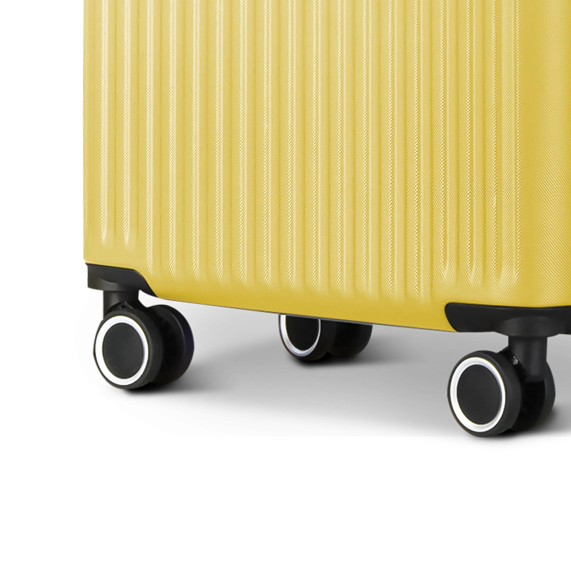 Vacay 24" Suitcase in Citrine